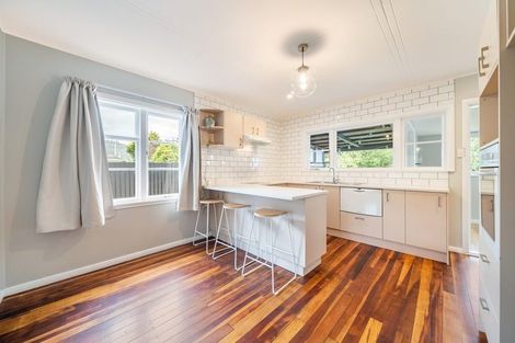 Photo of property in 62 Main Road, Wainuiomata, Lower Hutt, 5014