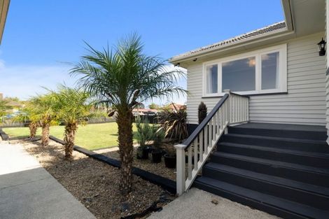 Photo of property in 24 Ingram Street, Papakura, 2110
