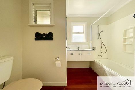 Photo of property in 119 Pioneer Road, Moturoa, New Plymouth, 4310