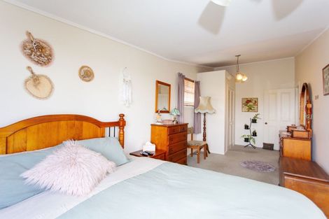 Photo of property in 18 Okiwa Terrace, Waiinu Beach, Whanganui, 4588