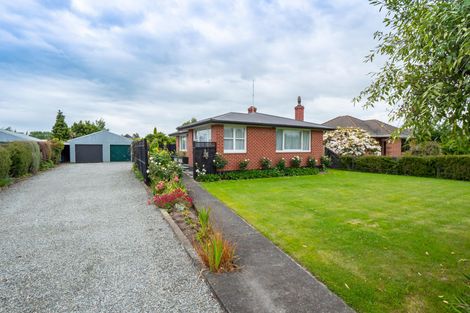 Photo of property in 39 Main Road, Pleasant Point, 7903