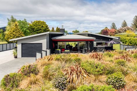 Photo of property in 55 Lisland Drive, Kinloch, Taupo, 3377