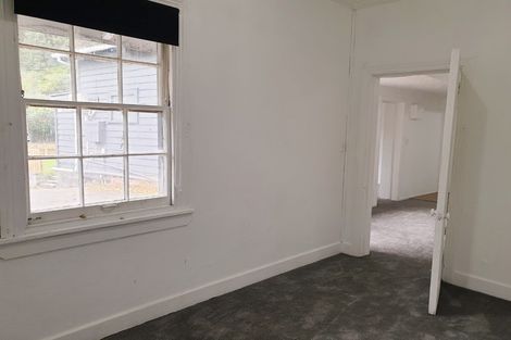 Photo of property in 80 Shakespeare Road, Bluff Hill, Napier, 4110