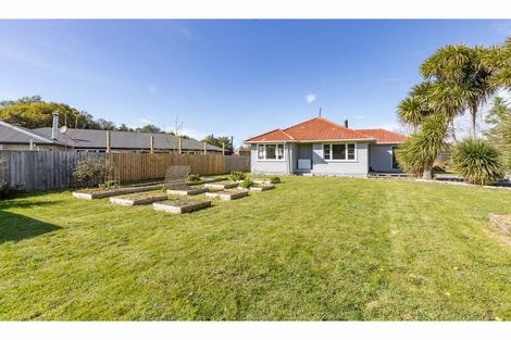 Photo of property in 13 Cross Street, Coalgate, 7673