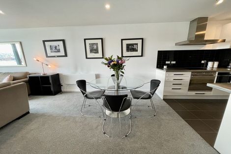 Photo of property in Portal Apartments, 6a/42 Cable Street, Te Aro, Wellington, 6011