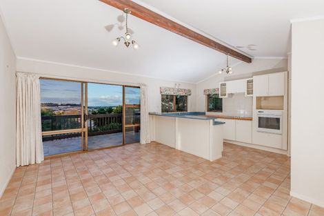 Photo of property in 80 Velma Road, Hillcrest, Auckland, 0627