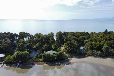 Photo of property in 50 Totara Avenue, Collingwood, 7073