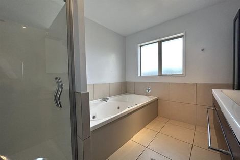 Photo of property in 29 Straven Road, Riccarton, Christchurch, 8011