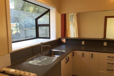 Photo of property in 22 Severn Street, Island Bay, Wellington, 6023