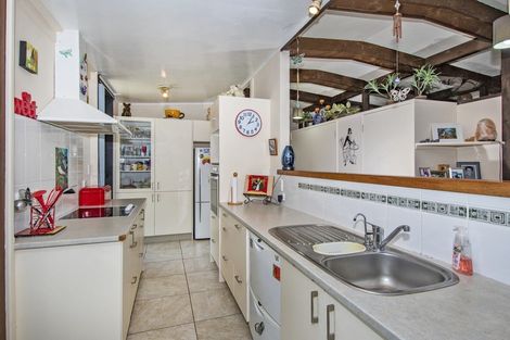 Photo of property in 3 Crows Nest Road, Hukerenui, Hikurangi, 0182