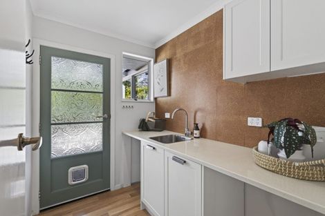 Photo of property in 29 Kenmore Street, Westown, New Plymouth, 4310
