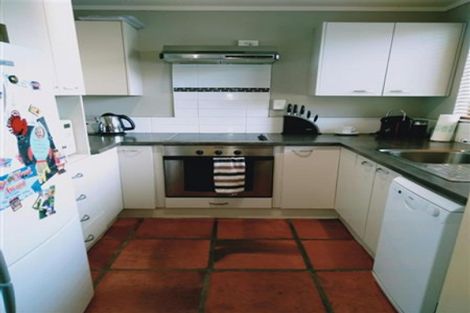 Photo of property in 9 Pohutukawa Place, Ellerslie, Auckland, 1051