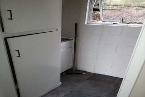 Photo of property in 16 Findlay Street, Moturoa, New Plymouth, 4310