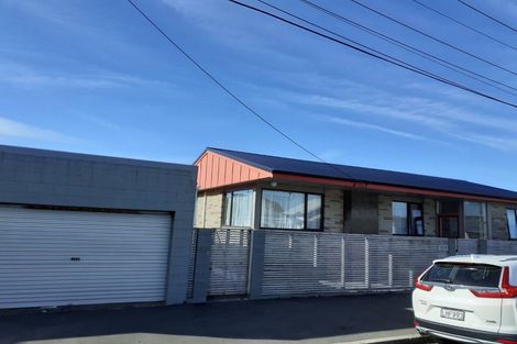 Photo of property in 136 Apu Crescent, Lyall Bay, Wellington, 6022