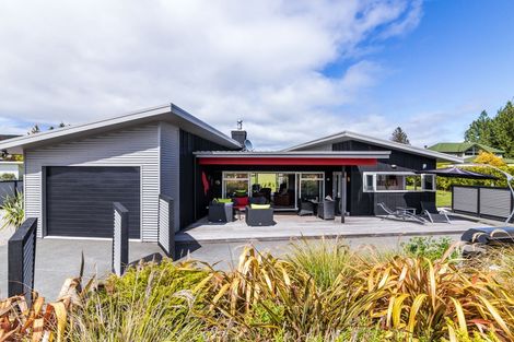 Photo of property in 55 Lisland Drive, Kinloch, Taupo, 3377