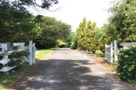 Photo of property in 31 Awaroa Road, Sunnyvale, Auckland, 0612