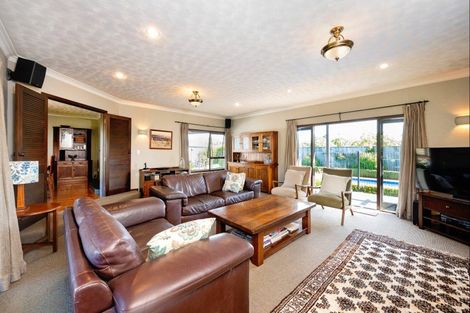 Photo of property in 92 Hill Road, Twyford, Hastings, 4175