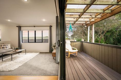 Photo of property in 123b Colwill Road, Massey, Auckland, 0614