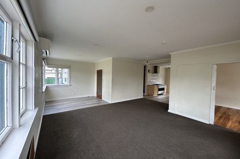 Photo of property in 42 Mckenzie Street, Levin, 5510