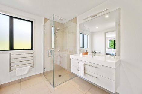 Photo of property in 11 Clutha Place, Wanaka, 9305