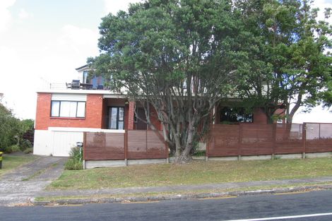 Photo of property in 2/44 Belmont Terrace, Milford, Auckland, 0620