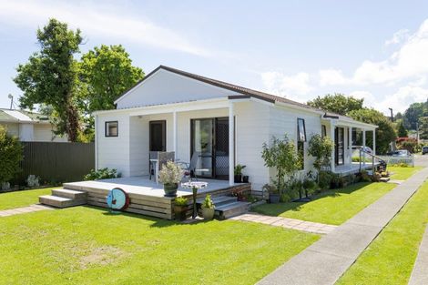 Photo of property in 8 Vivian Street, Inner Kaiti, Gisborne, 4010