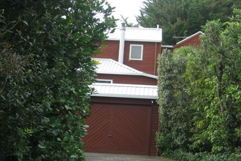 Photo of property in 3a Oak Avenue, Paremata, Porirua, 5024