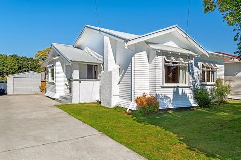 Photo of property in 208 Kahutia Street, Gisborne, 4010