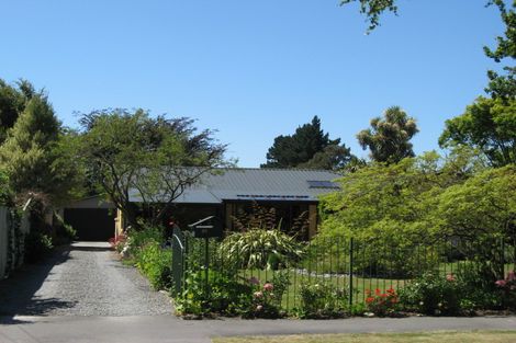 Photo of property in 29 Hawthornden Road, Avonhead, Christchurch, 8042