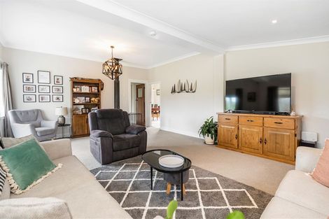 Photo of property in 77 Pataua Road North, Whareora, Whangarei, 0175