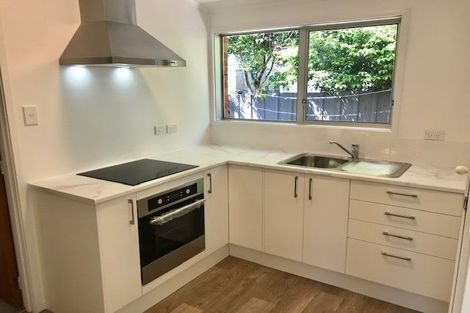 Photo of property in 1/16 Otakau Road, Milford, Auckland, 0620