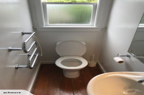 Photo of property in 16a Wharf Road, Te Atatu Peninsula, Auckland, 0610