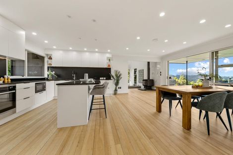 Photo of property in 91 Mountain Road, Henderson Valley, Auckland, 0612