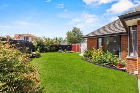 Photo of property in 43 Broadhaven Avenue, Parklands, Christchurch, 8083