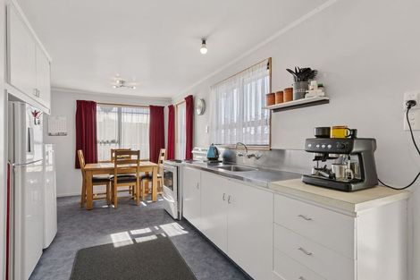 Photo of property in 137 Derby Street, Westport, 7825