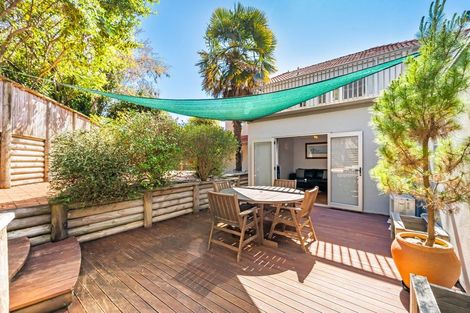 Photo of property in 77 Sunbrae Drive, Silverstream, Upper Hutt, 5019