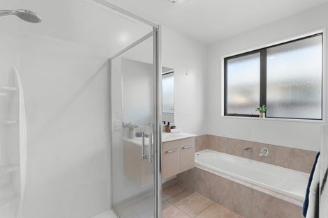 Photo of property in 10 Euphrasie Drive, Aidanfield, Christchurch, 8025