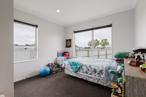 Photo of property in 73 Herbert Avenue, Cloverlea, Palmerston North, 4412