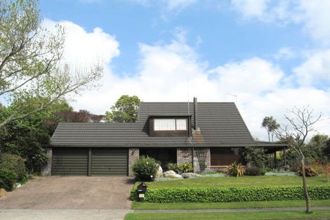 Photo of property in 4 Aquarius Drive, Kawaha Point, Rotorua, 3010