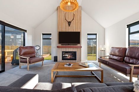 Photo of property in 43 Northburn Road, Wanaka, 9305