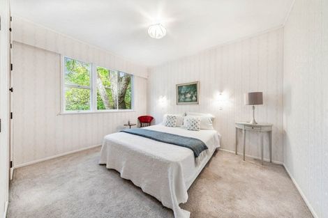 Photo of property in 2 Kay Road, Swanson, Auckland, 0614