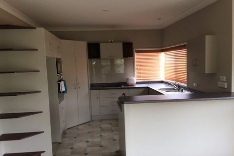 Photo of property in 43 Fitchett Street, Palmerston North, 4410