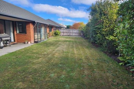 Photo of property in 23a Farquhars Road, Redwood, Christchurch, 8051