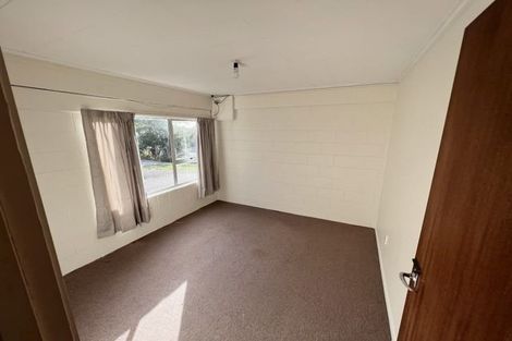 Photo of property in 86 Rosario Crescent, Red Beach, 0932