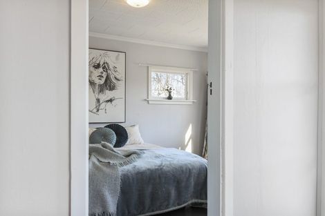Photo of property in 29 Stalkers Road, Woodend Beach, Woodend, 7691