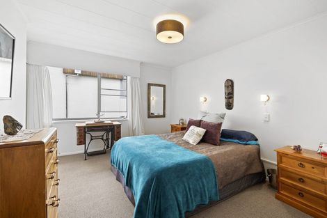 Photo of property in 426 Devon Street West, Lynmouth, New Plymouth, 4310