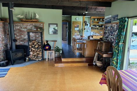 Photo of property in 13 Dale Road, Raumati South, Paraparaumu, 5032