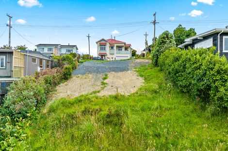 Photo of property in 22 Barrier View Road, Leigh, 0985