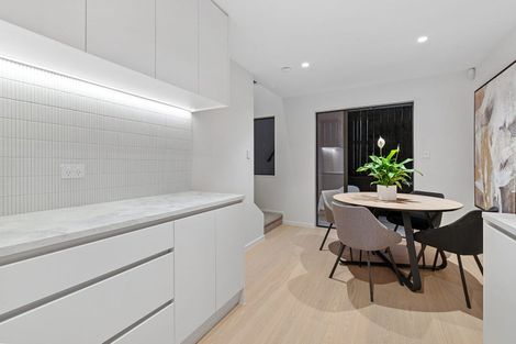 Photo of property in 9b O'donn Avenue, Beach Haven, Auckland, 0626