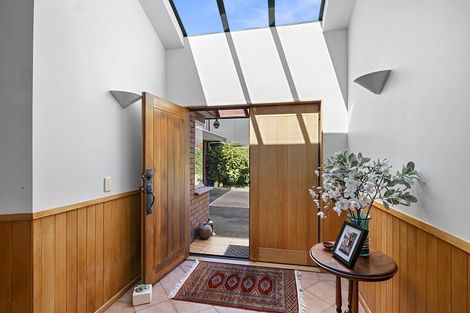 Photo of property in 7b Rimu Street, Strandon, New Plymouth, 4312